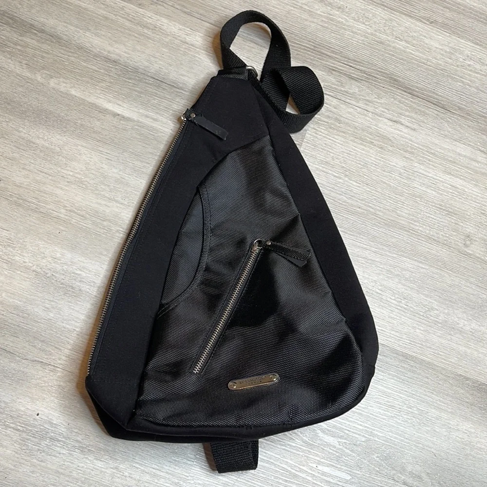 Bolongaro Trevor Sports swing crossbody bag in black